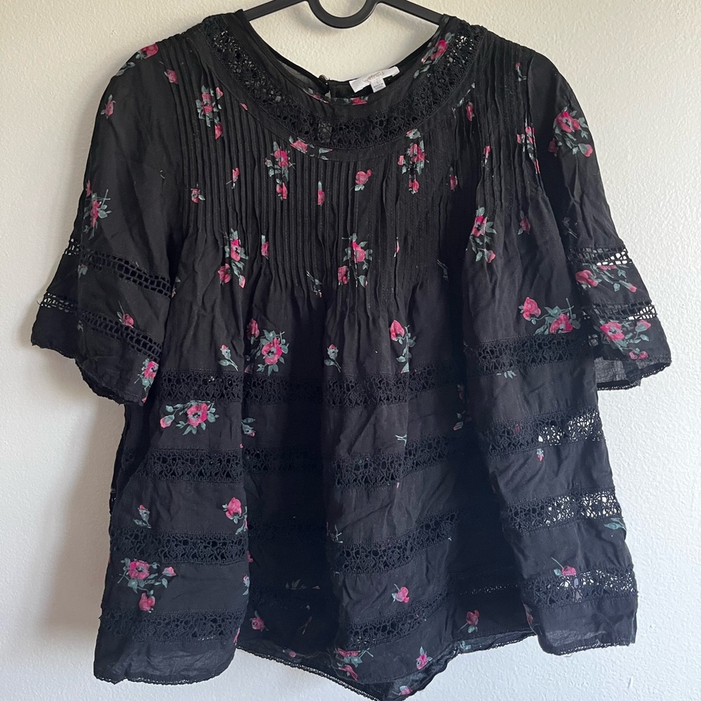 Wilfred emboidered black floral top - size Small